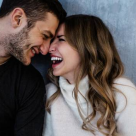 Surprinde-ți partenerul cu un cadou inedit. Cum alegi ce i se potrivește