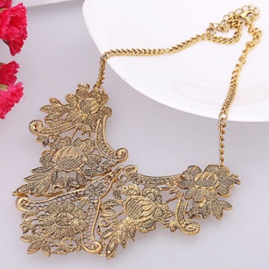 Colier Stil Vintage Auriu