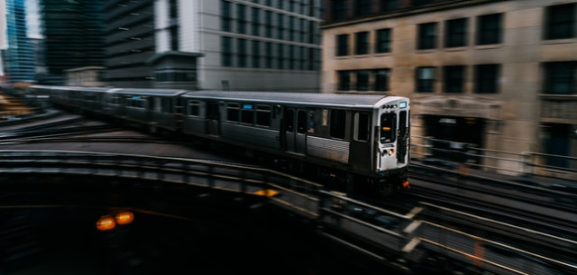 Unde se afla cea mai lunga portiune de cale ferata dreapta din lume?