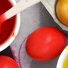 APC ne atentioneaza: Ce trebuie sa stim despre ouale rosii, cozonacii si vinurile din supermarketuri!