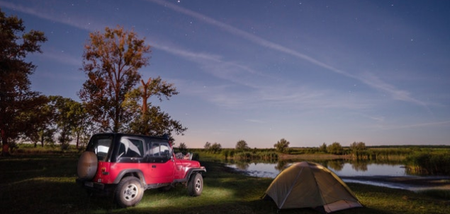 Ce eveniment a avut loc cand Mark Twain s-a nasscut, dar si cand a murit?