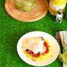 Un pranz de vara: Oua ochiuri cu legume si mamaliguta