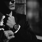 Talerul cu 2 fete -barbatul lunii in horoscop. 8 motive pentru a-l iubi si a-l uri 