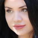 Ana Maria Ducuță: Sunt convinsă că adevărata viață începe după ce ne dezbrăcăm de hăinuțele de materie și ne îmbrăcăm în adevărata natură, a energiei manifestate în această viață. Fiecare om este o formă de conștiință cuantică