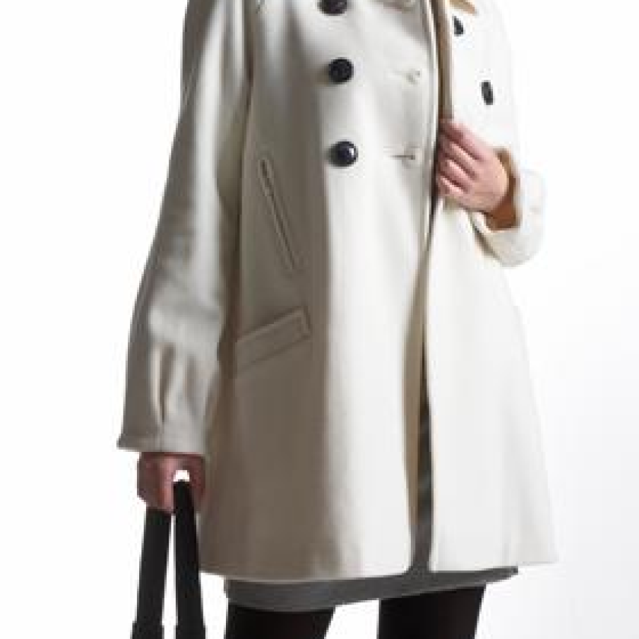 Palton cu croiala usor evazata