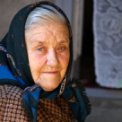 La Dumnezeu nu insisti...