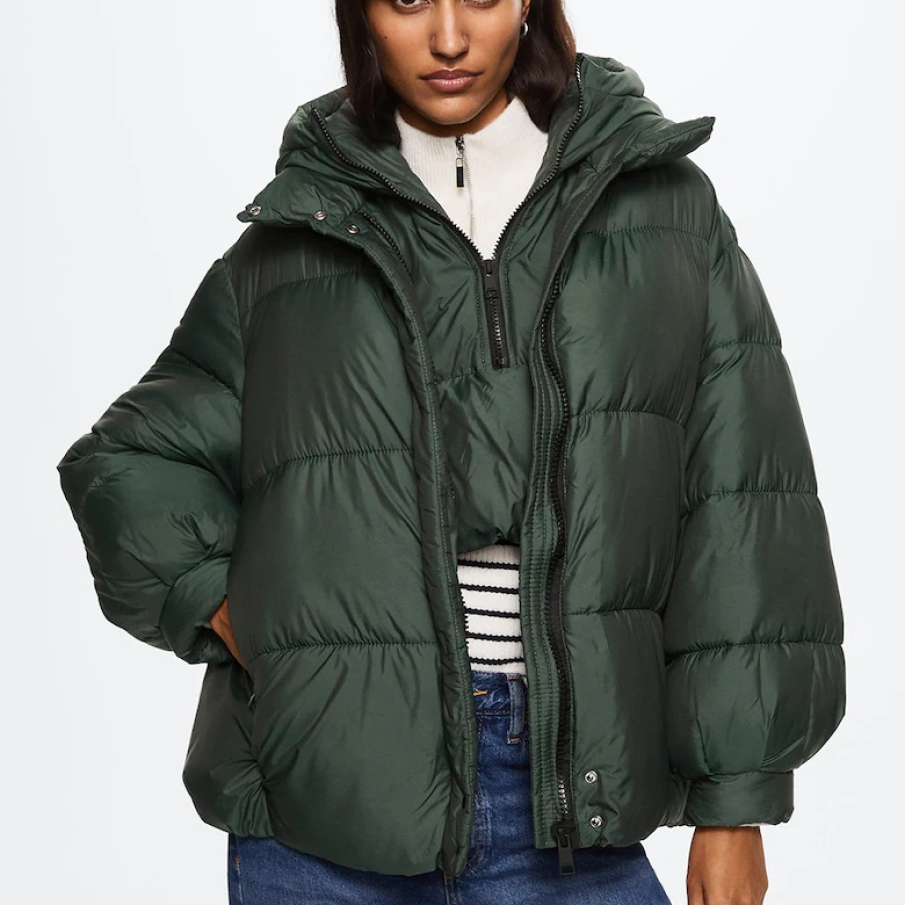 Geacă supradimensionată verde englezesc, cu vestă interioară detașabilă, de la Mango 