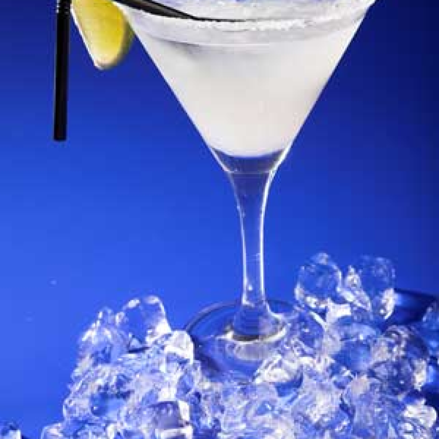 Daca vrei sa fii sanatos, bea 8 pahare de lichide pe zi