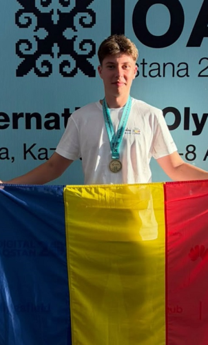 Elev din Constanța, medalie de aur la Olimpiada Internațională de Inteligență Artificială