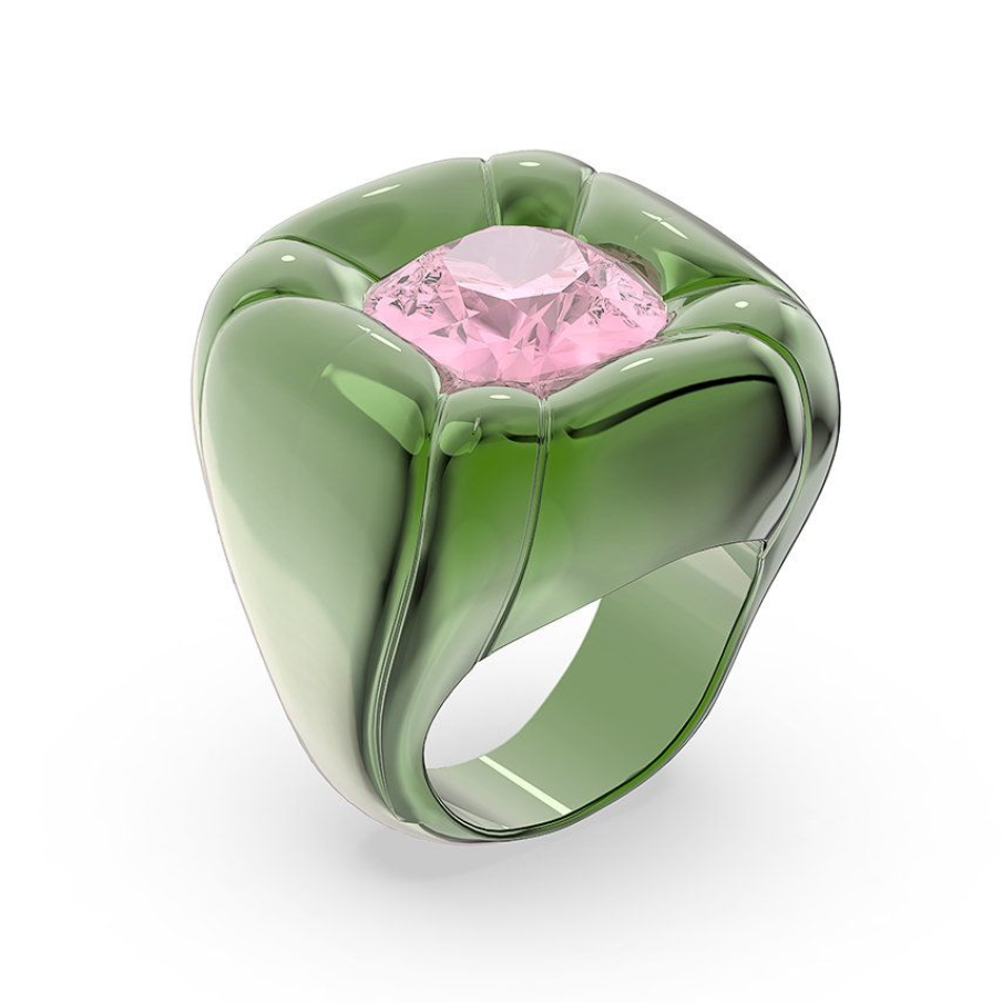 Inel impresionant din colecția Swarovsk, în nuanță predominant verde, cu decorație din piatră. Este confecționat din metal