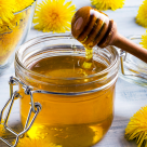 Ai auzit de Mierea de Păpădie? Descoperă beneficiile și contraindicațiile acestui elixir natural