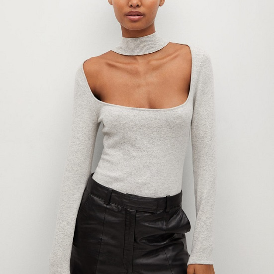 Pulover tip body cu decolteu seducător 