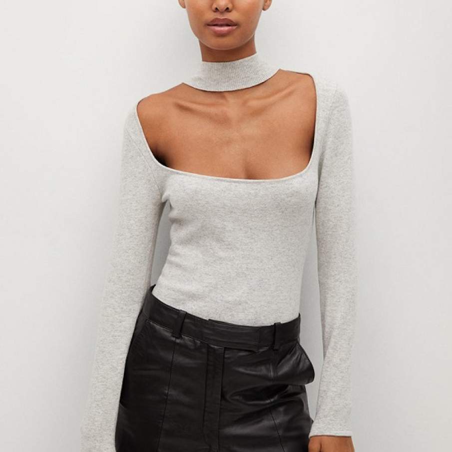 Pulover tip body cu decolteu seducător 