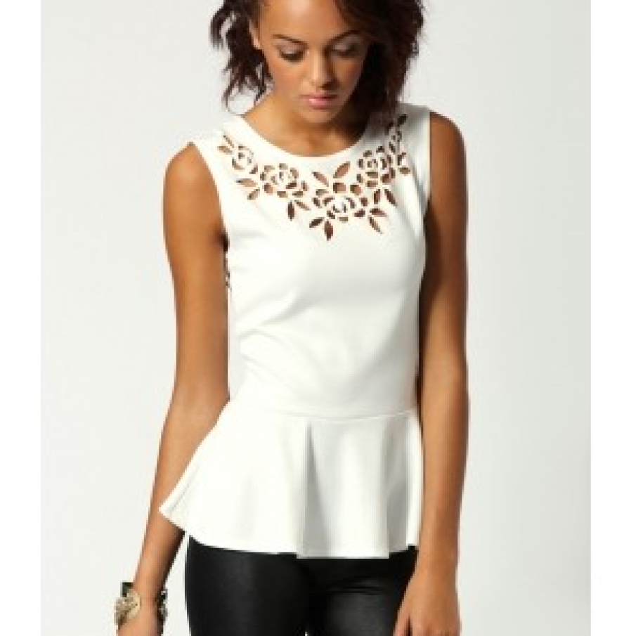 Top cu peplum si broderie