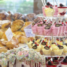 O poveste cu miros de prajituri, placinte si cozonac