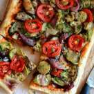 Tarta cu humus si legume