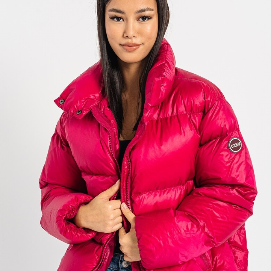 Geacă supradimensionată roz fucsia de la Colmar. Dispune de umplutură de puf