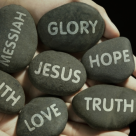 Care este cea mai buna religie a lumii? Dialogul dintre Dalai Lama si Leonardo Boff