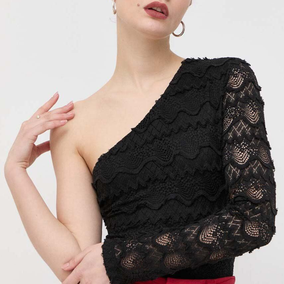 Body negru elegant și asimetric de la Guess, cu dantelă, cu o singură mânecă 
