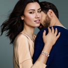 Arata-ti pretuirea pentru persoana iubita cu Pandora Essence Collection