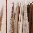 Modă rapidă sau ”save the planet”? Cum să adoptăm un stil vestimentar sustenabil chiar din acest moment 