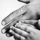 Copiii vostri nu sunt ai vostri. Puteti sa le dati dragostea voastra, dar nu si gandurile voastre