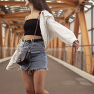 Cum porți fusta scurtă. Idei de ținute.