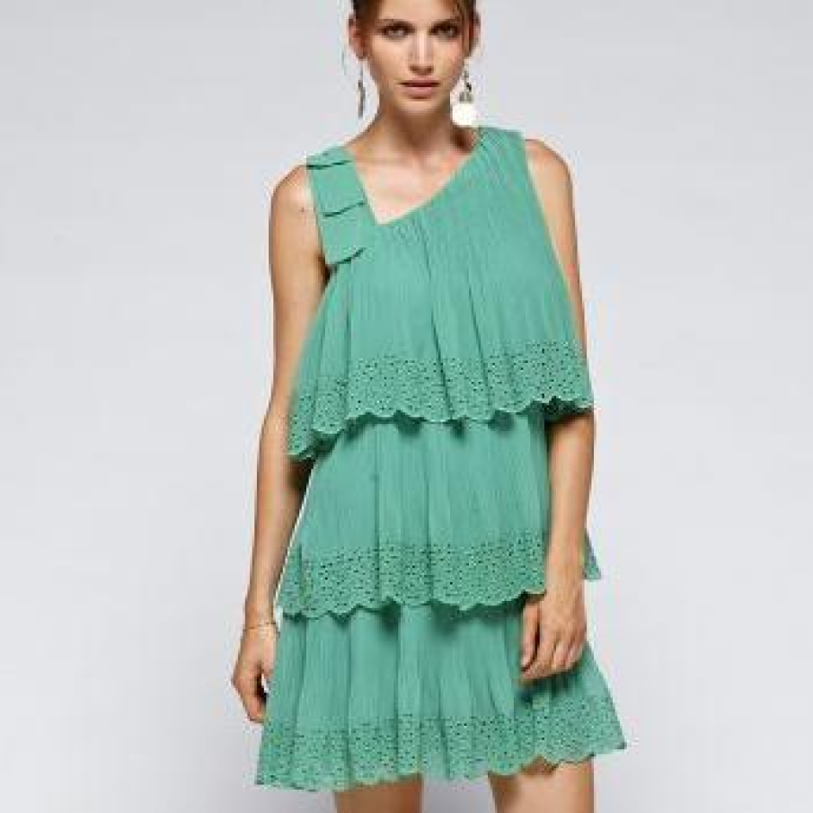 Rochie scurta fara maneci