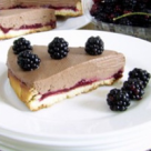 Tarta cu ciocolata si mure