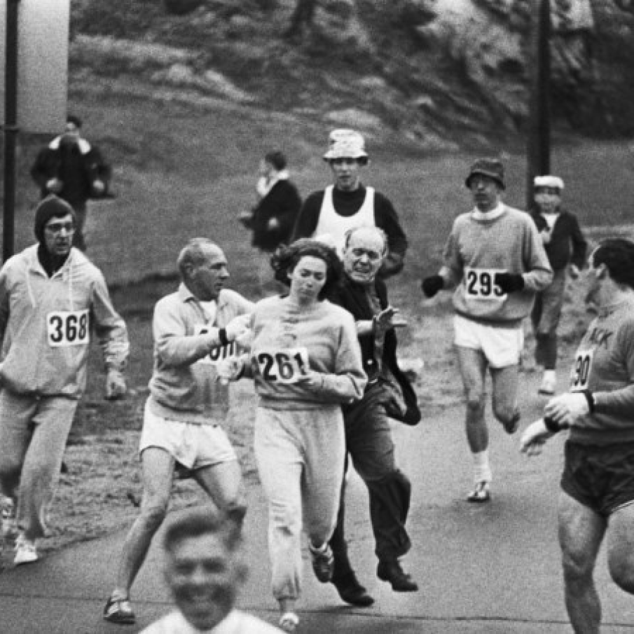 Kathrine Switzer, prima femeie care a participat la Martonul Boston
