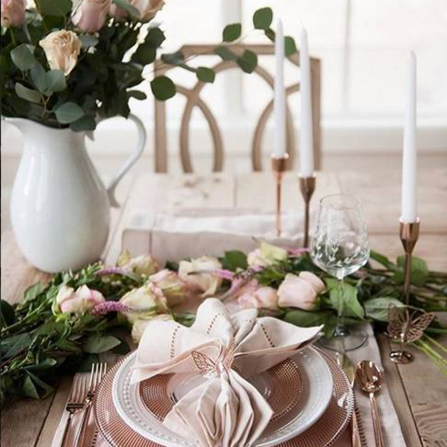Aranjament de masa in stilul Frenchcountry 