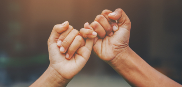 Daca un prieten apropiat iti cere ajutorul, ce faci?