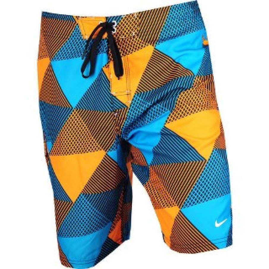 Short Nike in culori vii