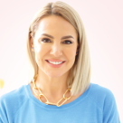 Cori Grămescu lansează cartea “Vindecarea relației cu mâncarea și cu propriul corp”.  Prima carte din România cu o comunitate de suport.