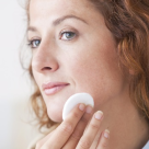 Superba la orice varsta: 6 Trucuri esentiale de machiaj pentru femeile mature