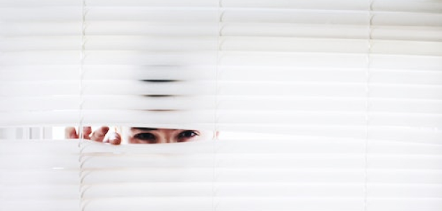 Simti ca ti se ascunde ceva?