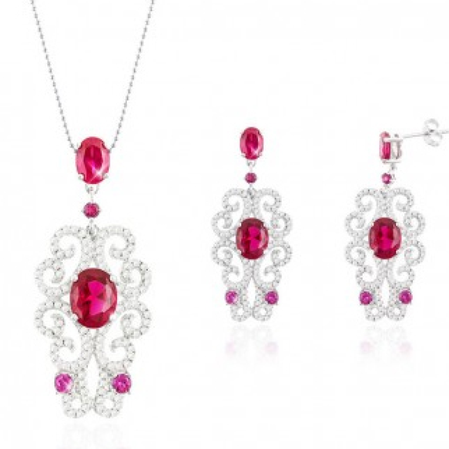 Cadou de Paste pentru EA: Dantelle Rubin Set