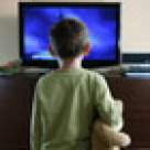 Copilul tau se uita prea mult timp la televizor?