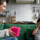 5 idei de cadouri perfecte pentru copilul prietenei tale cele mai bune