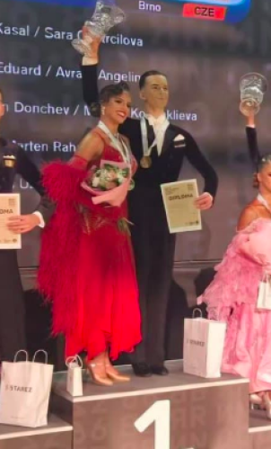 Angelina și Eduard, vicecampioni mondiali la dans sportiv după doar 11 luni de parteneriat