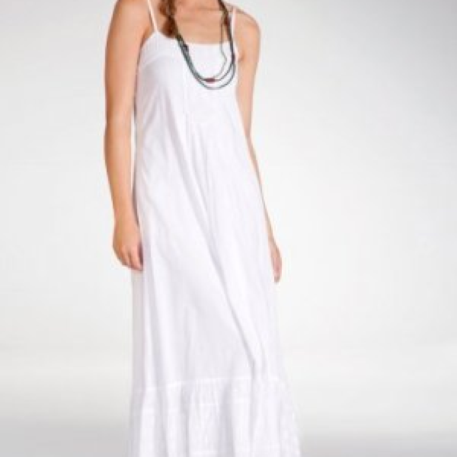 Rochie cu broderie englezeasca