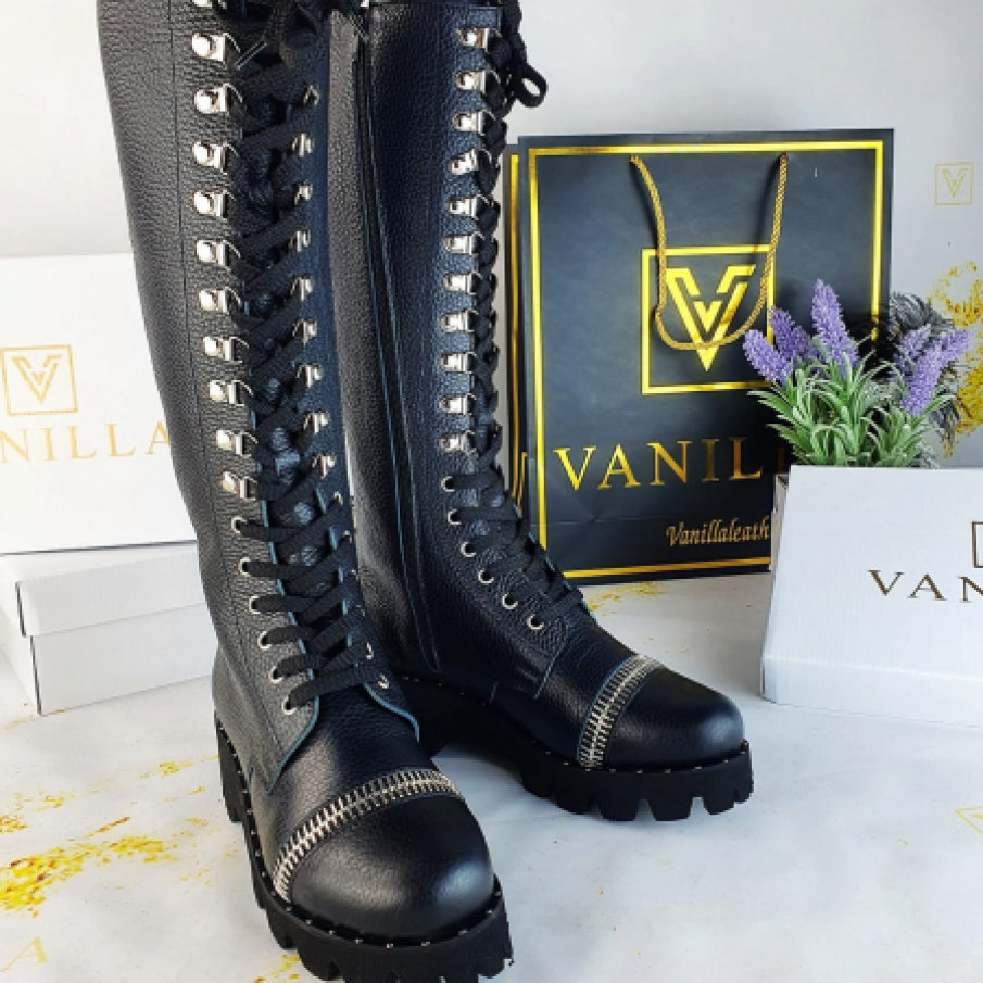 Ghete lungi Debra cu siret, piele naturala