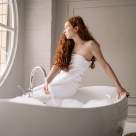 Arta băii ritualice: ghid pentru a transforma dușul zilnic într-o experiență de spa