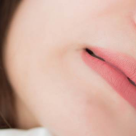 Scrâșnirea dinților: ce efecte poate avea asupra noastră un obicei aparent inofensiv