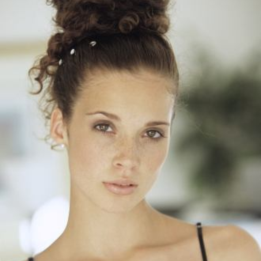 Coafura ideala pentru parul cret