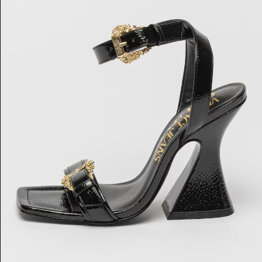 Sandale negre de piele ecologică, cu aspect lăcuit și toc evazat de la Versace Jeans Couture