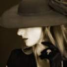 Iubirea-punte catre fericirea suprema sau punte catre dezastru?