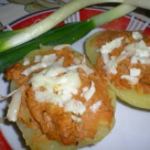 Cartofi umpluti cu ton