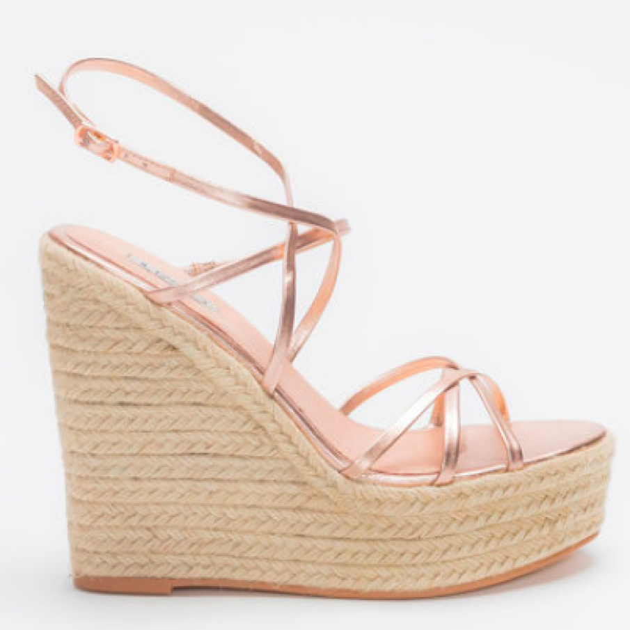 Sandale aurii cu platformă înaltă și barete subțiri