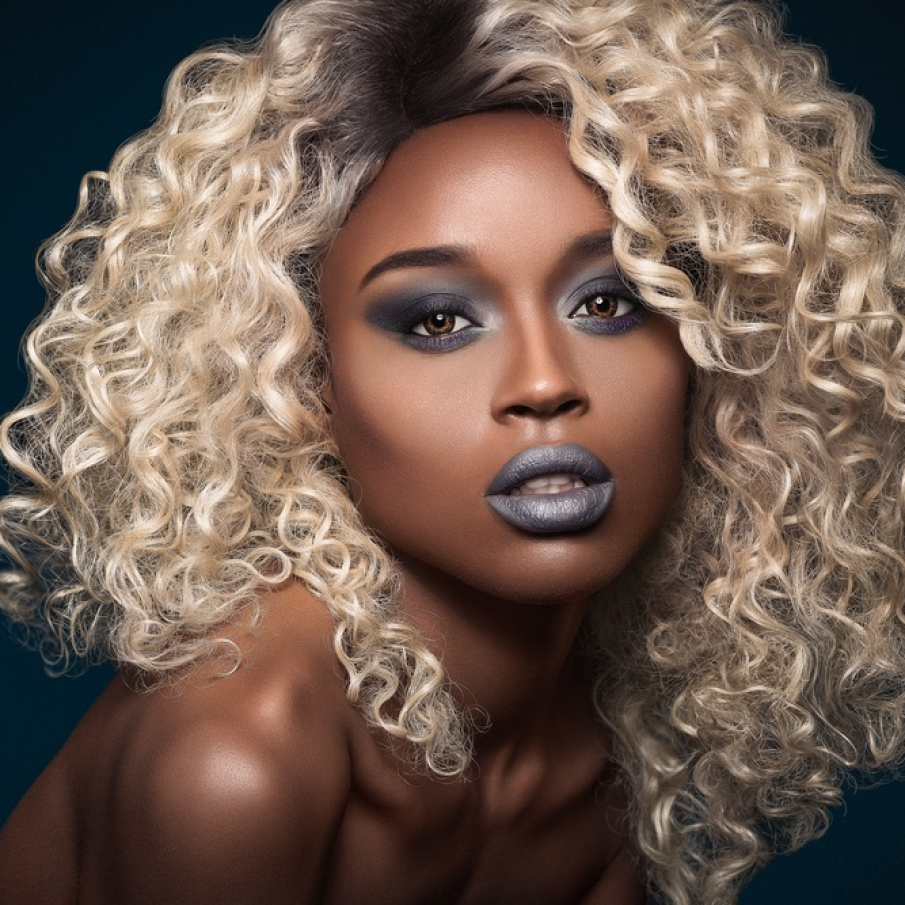 Griul rece poate evidenția într-un mod absolut superb nuanța de chihlimbar a ochilor căprui 